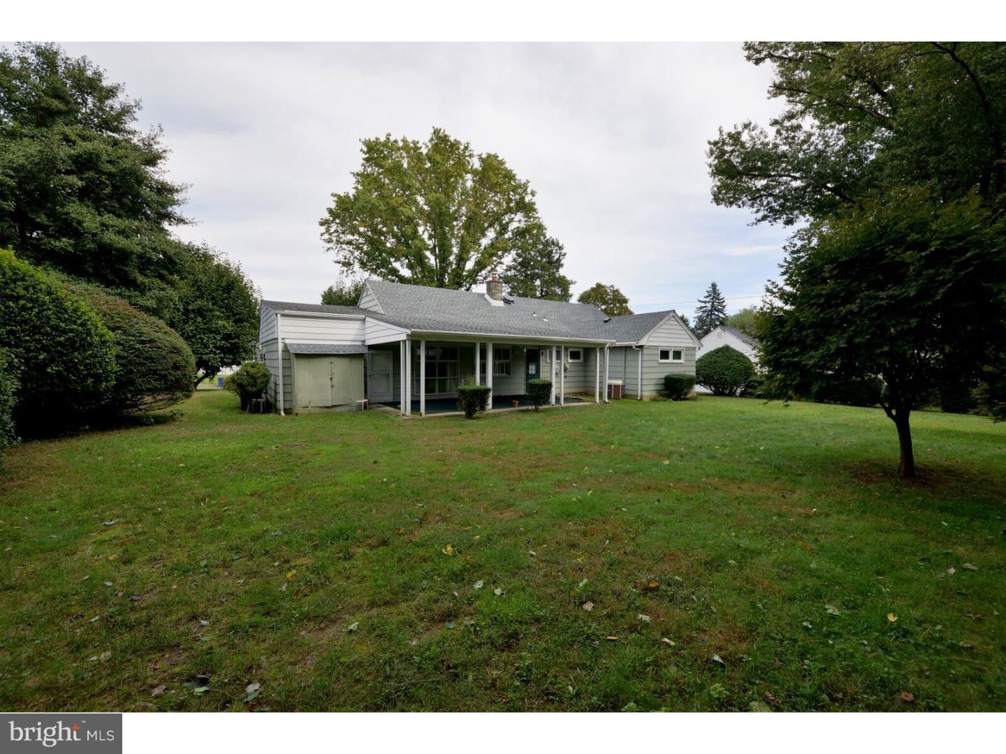 748 Elizabeth Road Abington, PA 19046 - Photo 18 of 20 Gallery Image 18