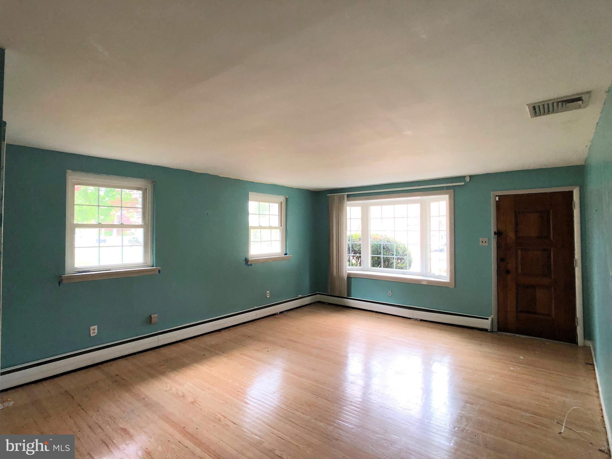 411 Fairview Road Woodlyn, PA 19094 - Photo 6 of 11 Gallery Image 6
