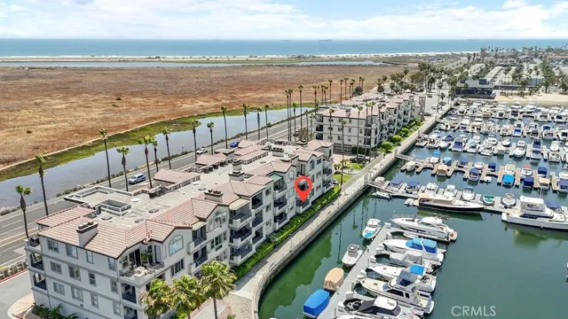 $4,900 | 4167 Warner Avenue, Huntington Beach, CA 92649