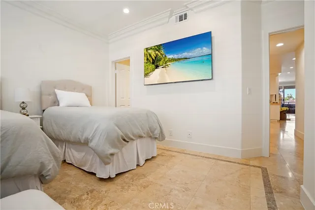 $4,900 | 4167 Warner Avenue, Huntington Beach, CA 92649