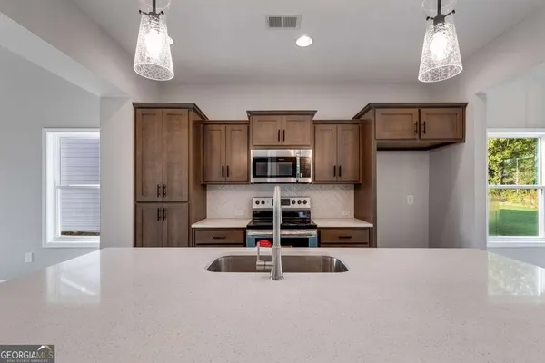 $2,400 | 140 Cedar Pk Way, Carrollton, GA 30117