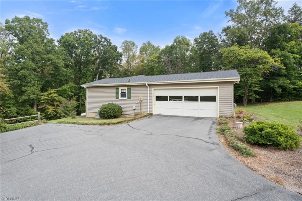 1135 Pool Side Drive Germanton, NC 27019 - Photo 31 of 38