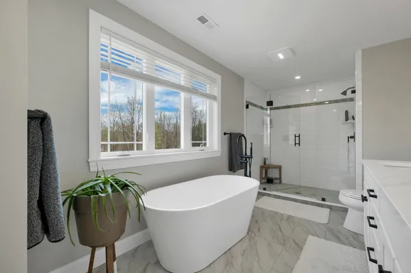 $975,000 | 453 Maple Street, Hopkinton, NH 03229