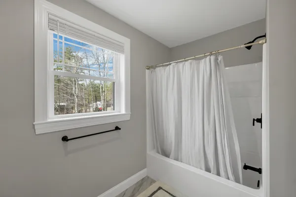 $975,000 | 453 Maple Street, Hopkinton, NH 03229