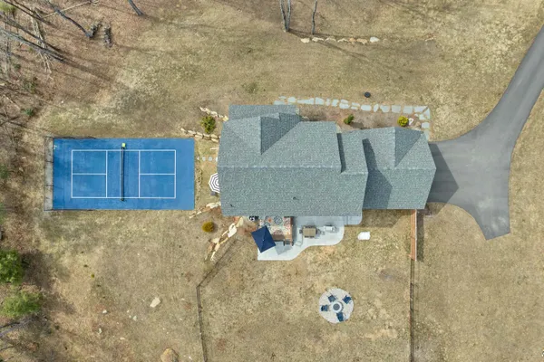 $975,000 | 453 Maple Street, Hopkinton, NH 03229