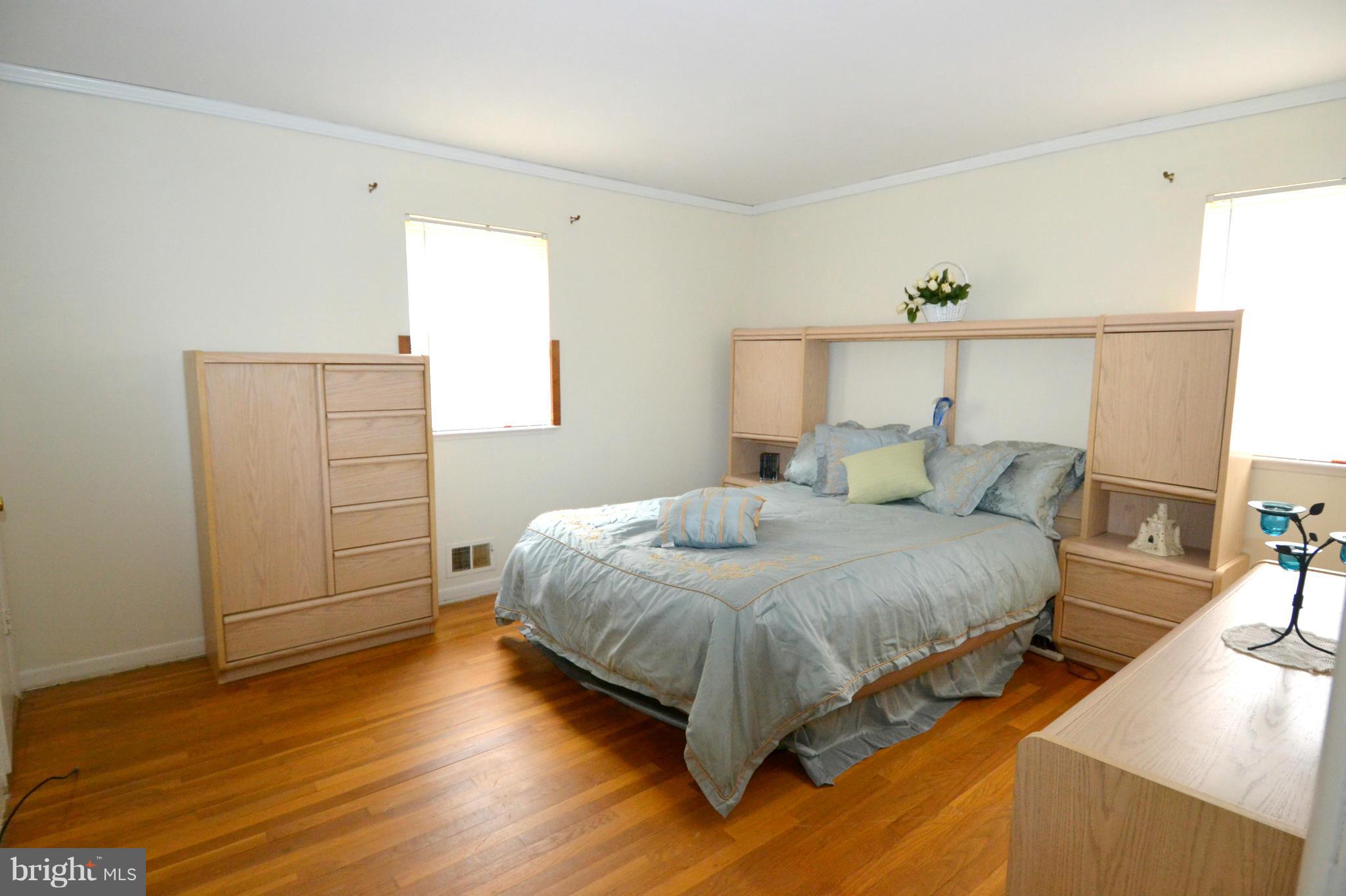 515 Crosby Road Catonsville, MD 21228 - Photo 6 of 19 Master Bedroom