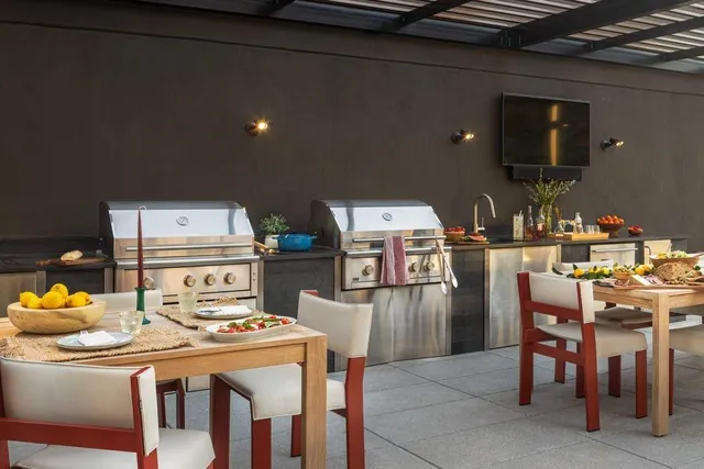 $1,700,000 | 30 Front Street, Unit 15E | DUMBO