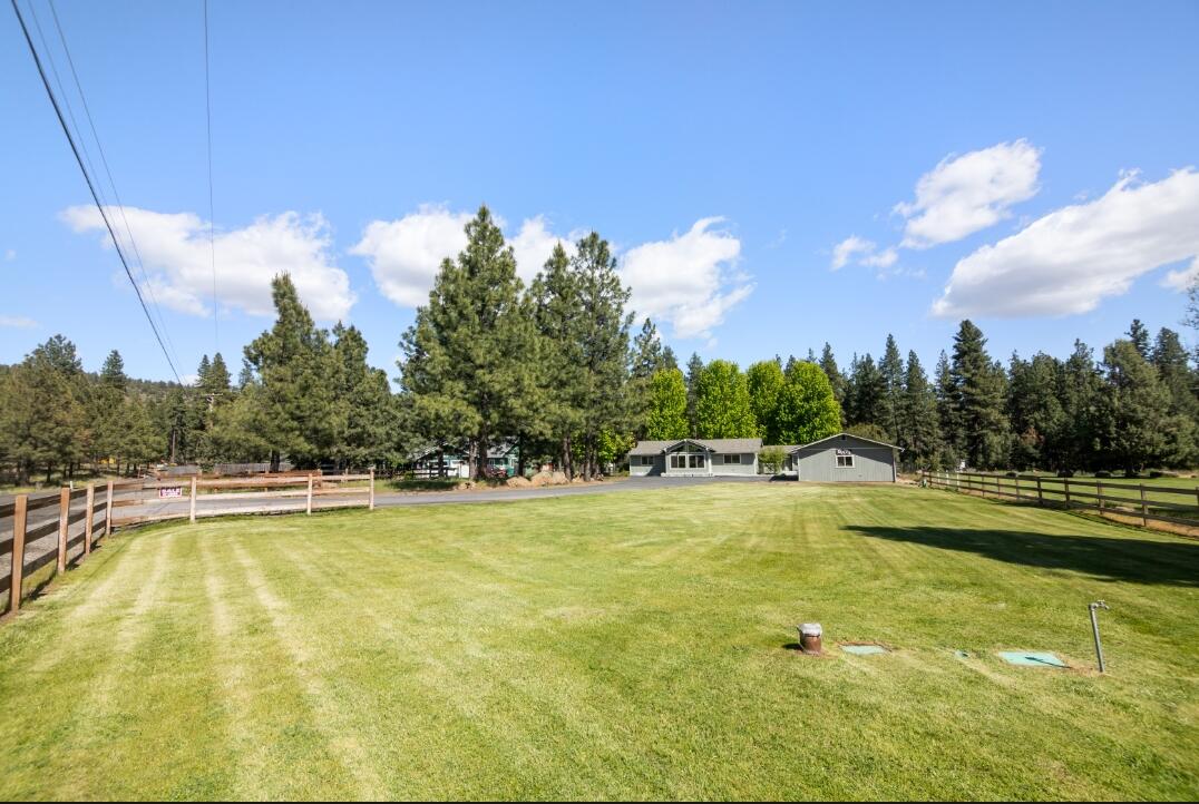 9871 Old Wagon Road Klamath Falls, OR 97601 - Photo 3 of 32 83838