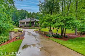 397 Curry Road High Point, NC 27265 - Photo 2 of 17