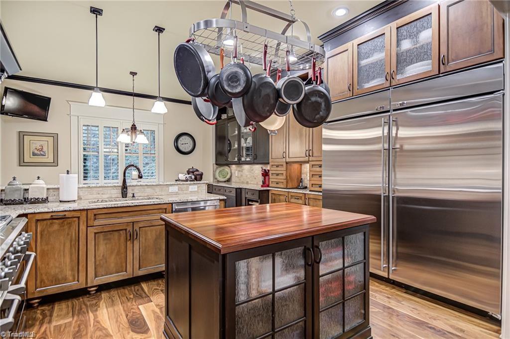 397 Curry Road High Point, NC 27265 - Photo 4 of 17