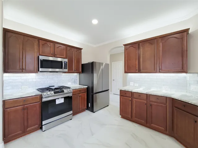 $2,650 | 11130 Celano Drive, Richmond, TX 77406