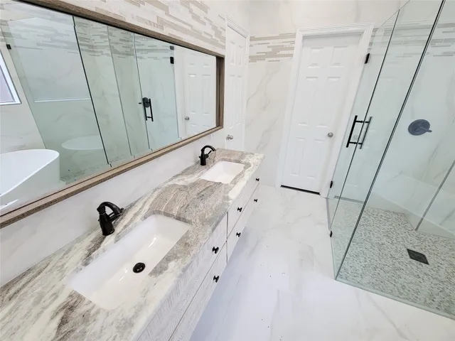 $2,650 | 11130 Celano Drive, Richmond, TX 77406