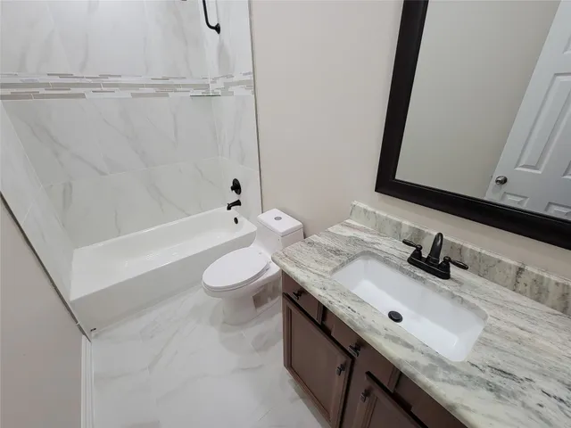 $2,650 | 11130 Celano Drive, Richmond, TX 77406