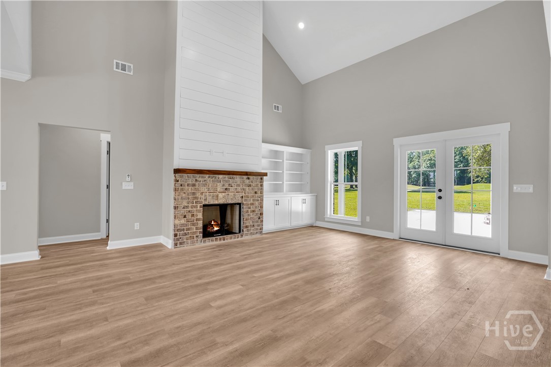 31 Grove Hollow Road Rincon, GA 31326 - Photo 7 of 20 INTERIOR PHOTOS OF A PREVIOUSLY BUILT JUNIPER PLAN.