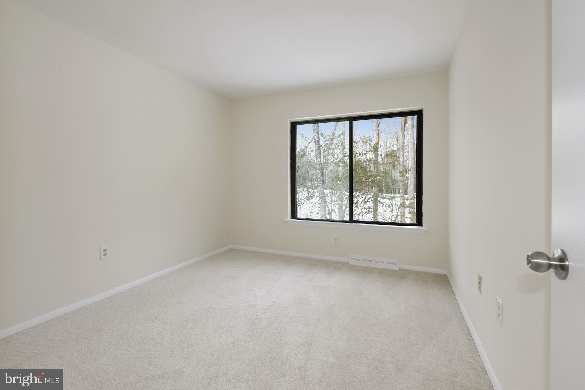 11232 Handlebar Road Reston, VA 20191 - Photo 15 of 26 Bedroom 3