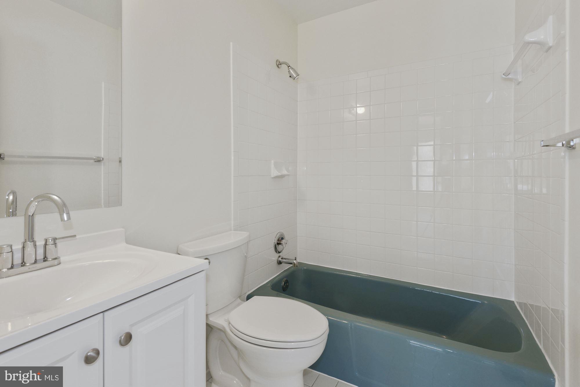 11232 Handlebar Road Reston, VA 20191 - Photo 16 of 26 Full Bathroom