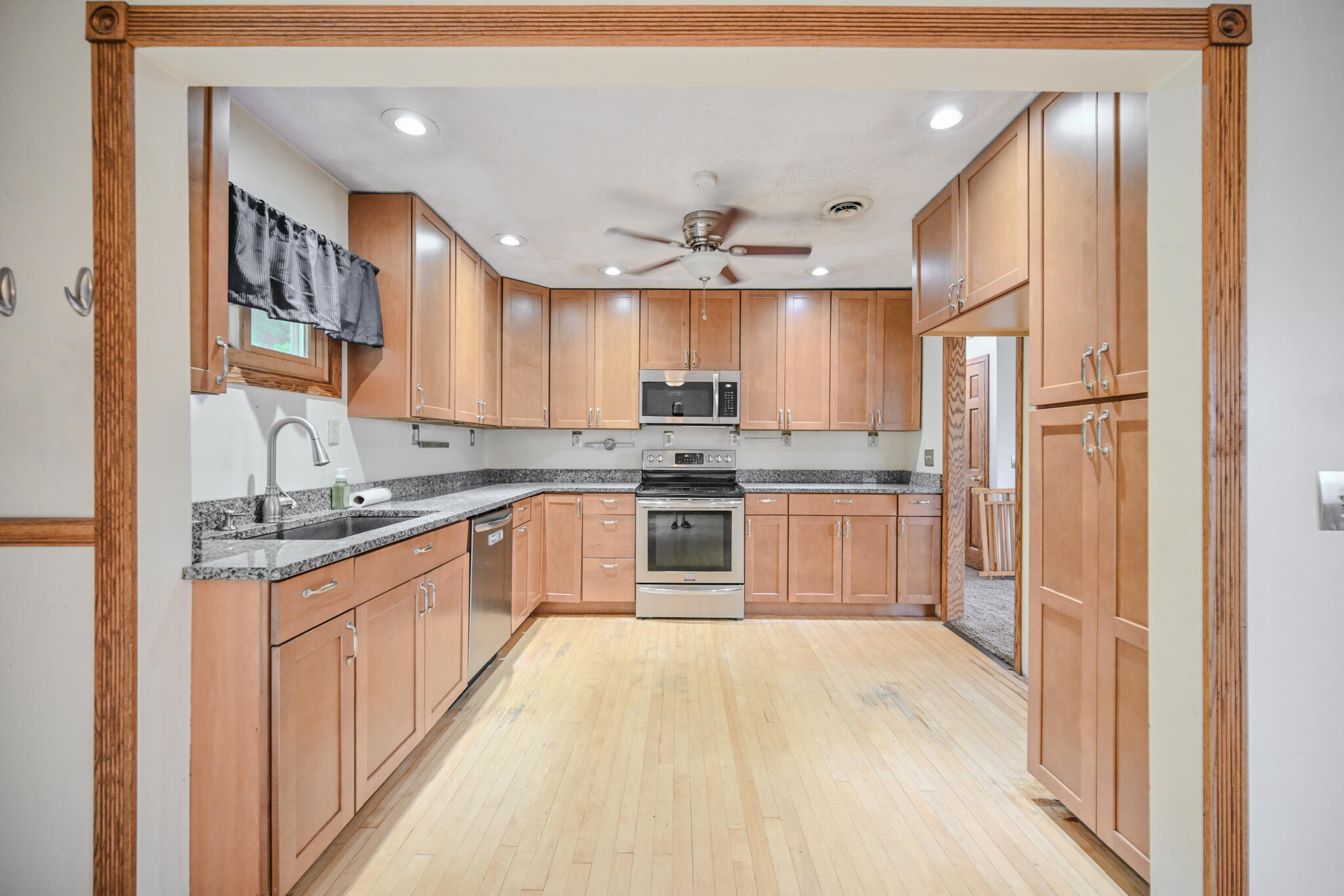 668 Suncrest Drive Springfield, OH 45503 - Photo 13 of 39 20260728-668 Suncrest-0013