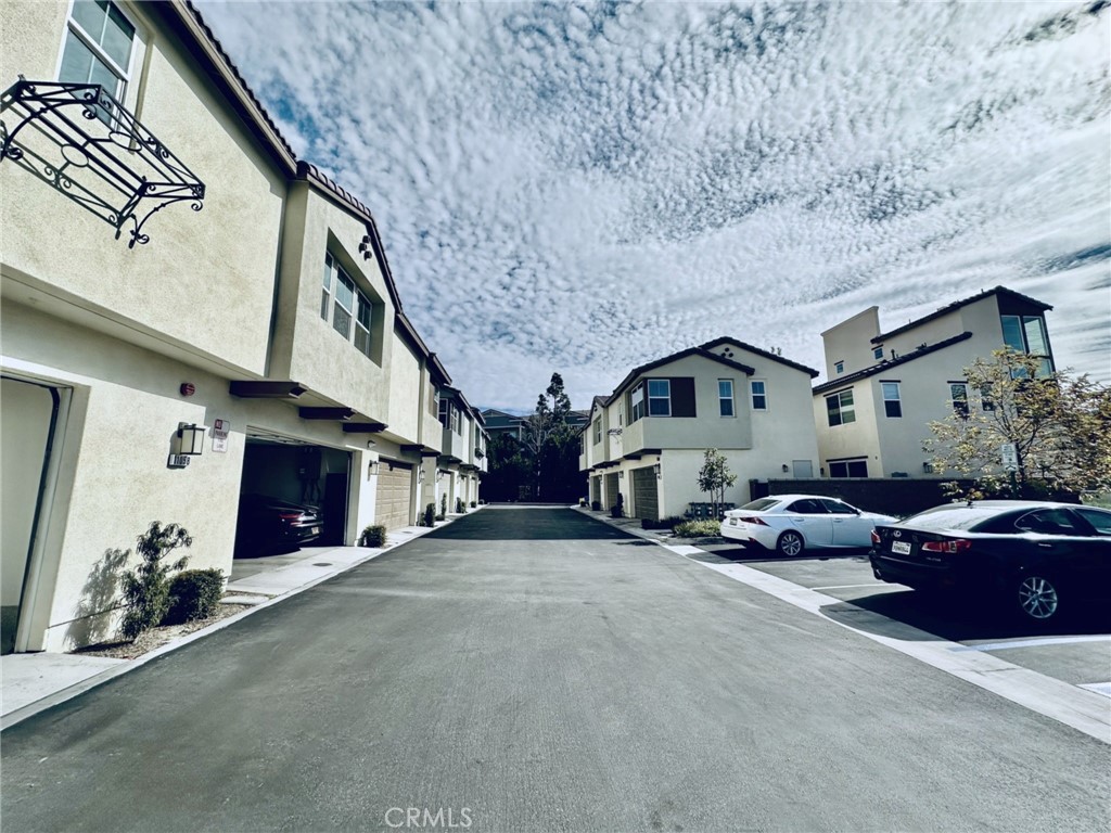 11052 Panoramic Drive Rancho Cucamonga, CA 91730 - Photo 5 of 74