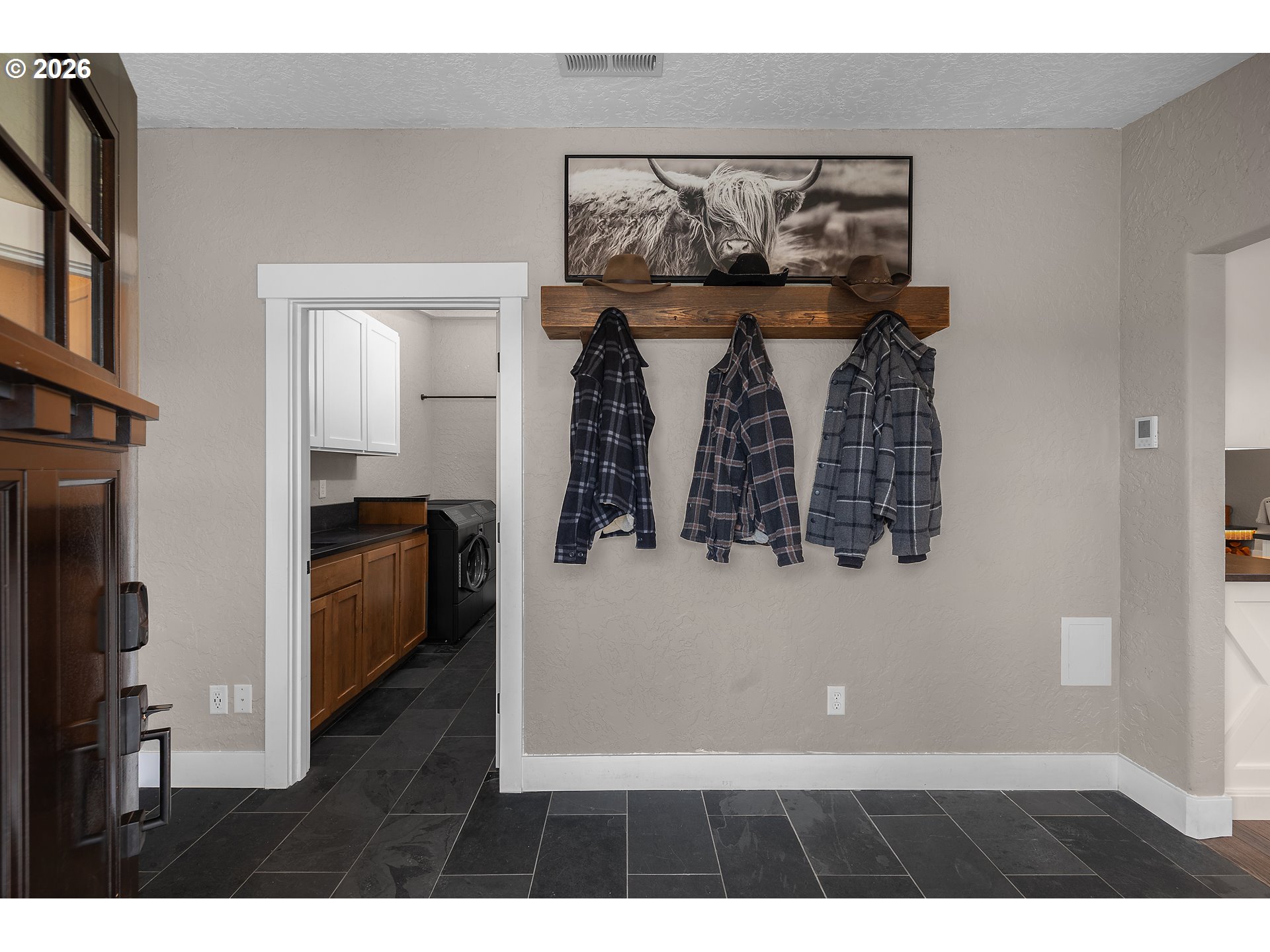 241 Minkler Road Winlock, WA 98596 - Photo 3 of 48 Entrance/Foyer