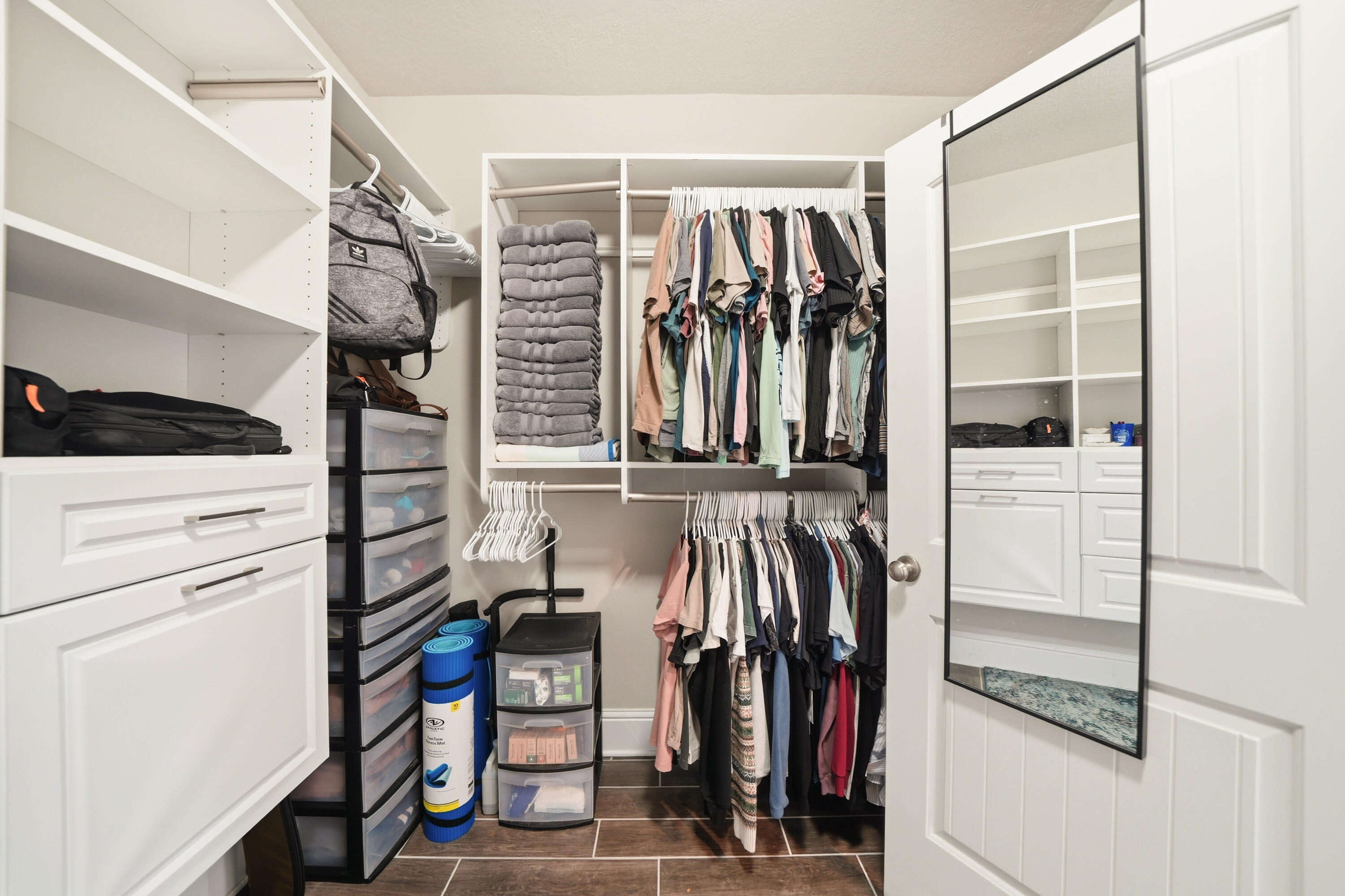 80 Viper Road Santa Rosa Beach, FL 32459 - Photo 32 of 55 Primary Closet