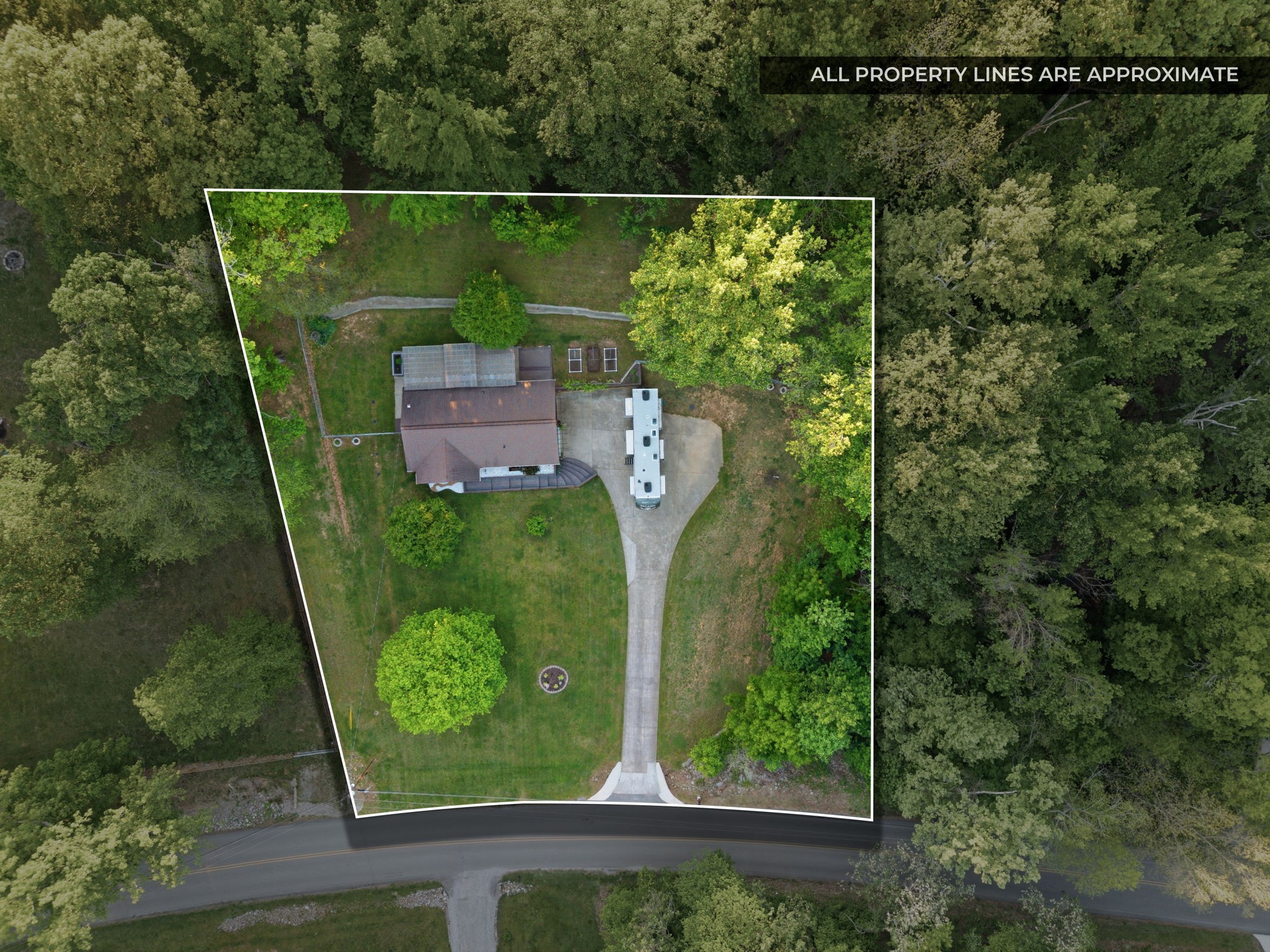 624 Bryan Road Clarksville, TN 37043 - Photo 4 of 48 Gallery Image 4