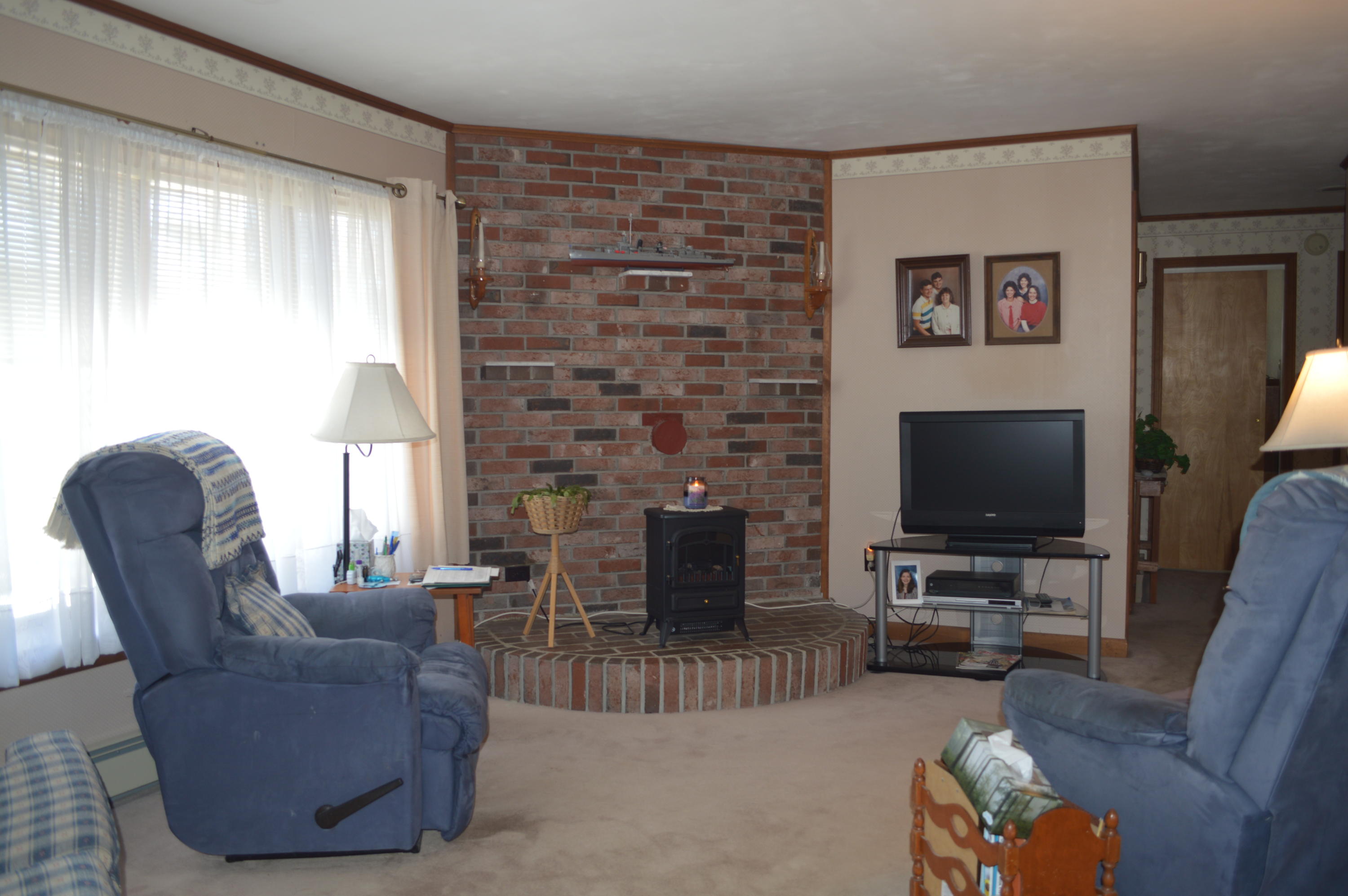 651 Dover Road Dexter, ME 04930 - Photo 16 of 29 DSC_0140