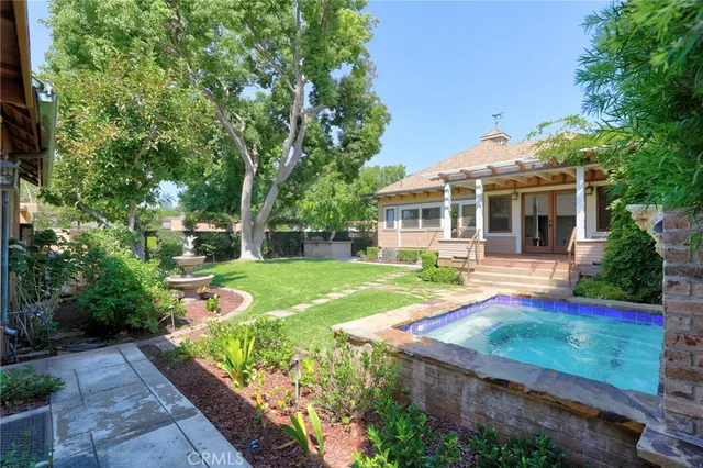 $6,495 | 704 East Maple Avenue, Orange, CA 92866