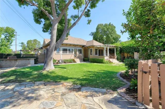 $6,495 | 704 East Maple Avenue, Orange, CA 92866