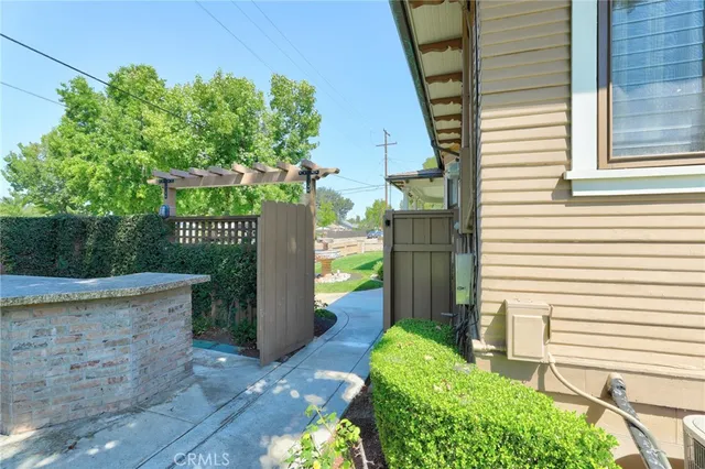 $6,495 | 704 East Maple Avenue, Orange, CA 92866