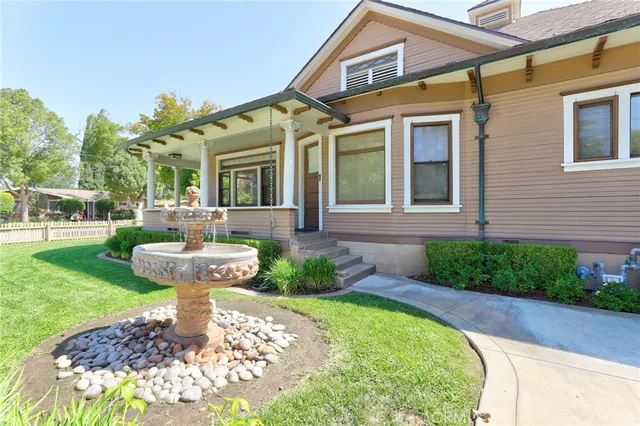 $6,495 | 704 East Maple Avenue, Orange, CA 92866