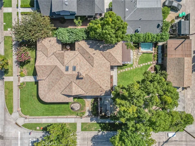 $6,495 | 704 East Maple Avenue, Orange, CA 92866