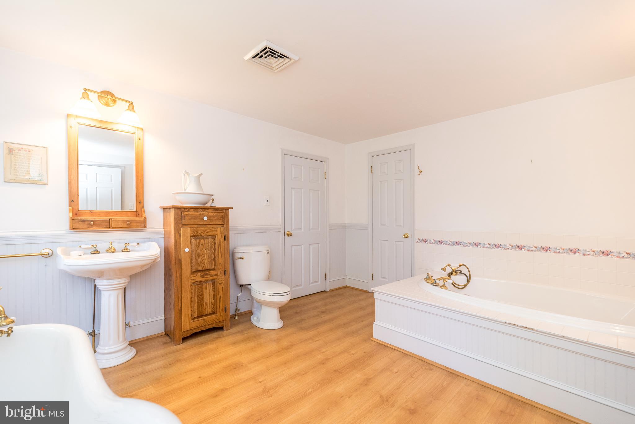 1320 Branch Road Perkasie, PA 18944 - Photo 55 of 84 Primary full bath