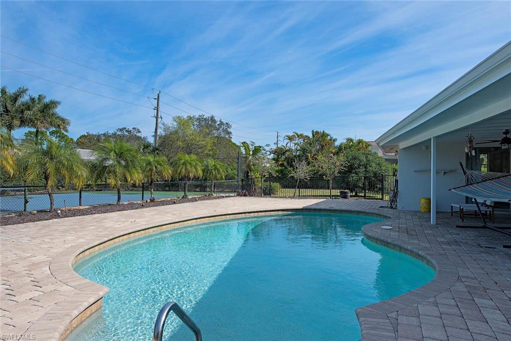 59 Banyan Road Naples, FL 34108 - Photo 3 of 14 Gallery Image 3