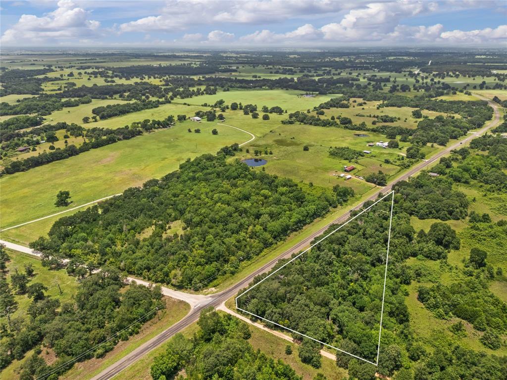 2027 Rd Lott Tx 76656 Road Lott, TX 76656 - Photo 3 of 6