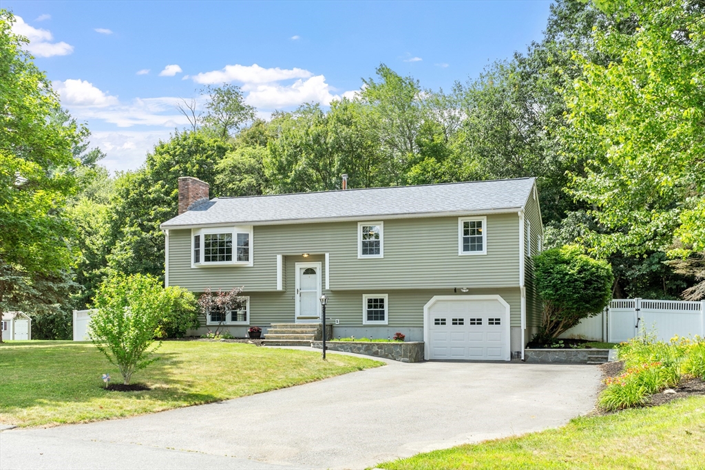 5 Rolling Ridge Lane Methuen, MA 01844 - Photo 1 of 28 Gallery Image 1