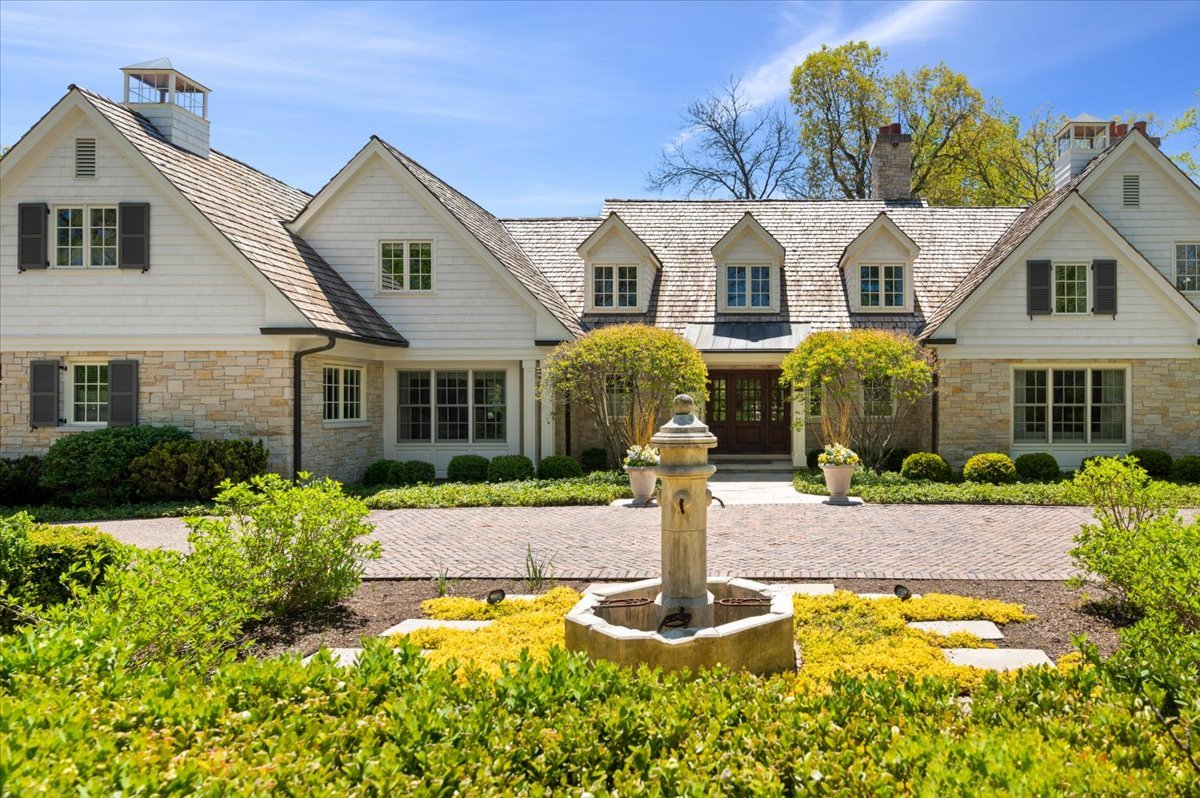 30 Bridlewood Road Northbrook, IL 60062 - Photo 3 of 56