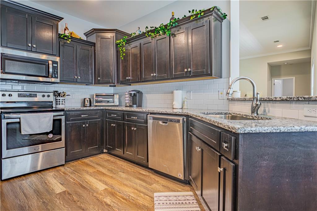 266 Lee Road Phenix City, AL 36870 - Photo 7 of 26 Gallery Image 7