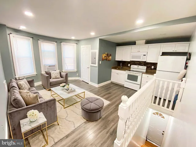 $1,000 | 315 North 52nd Street, Unit 3, Philadelphia, PA 19139