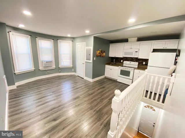 $1,000 | 315 North 52nd Street, Unit 3, Philadelphia, PA 19139