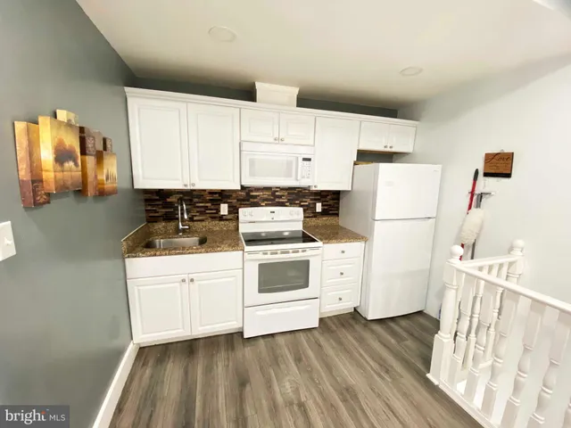 $1,000 | 315 North 52nd Street, Unit 3, Philadelphia, PA 19139