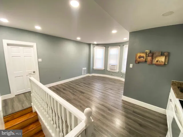 $1,000 | 315 North 52nd Street, Unit 3, Philadelphia, PA 19139