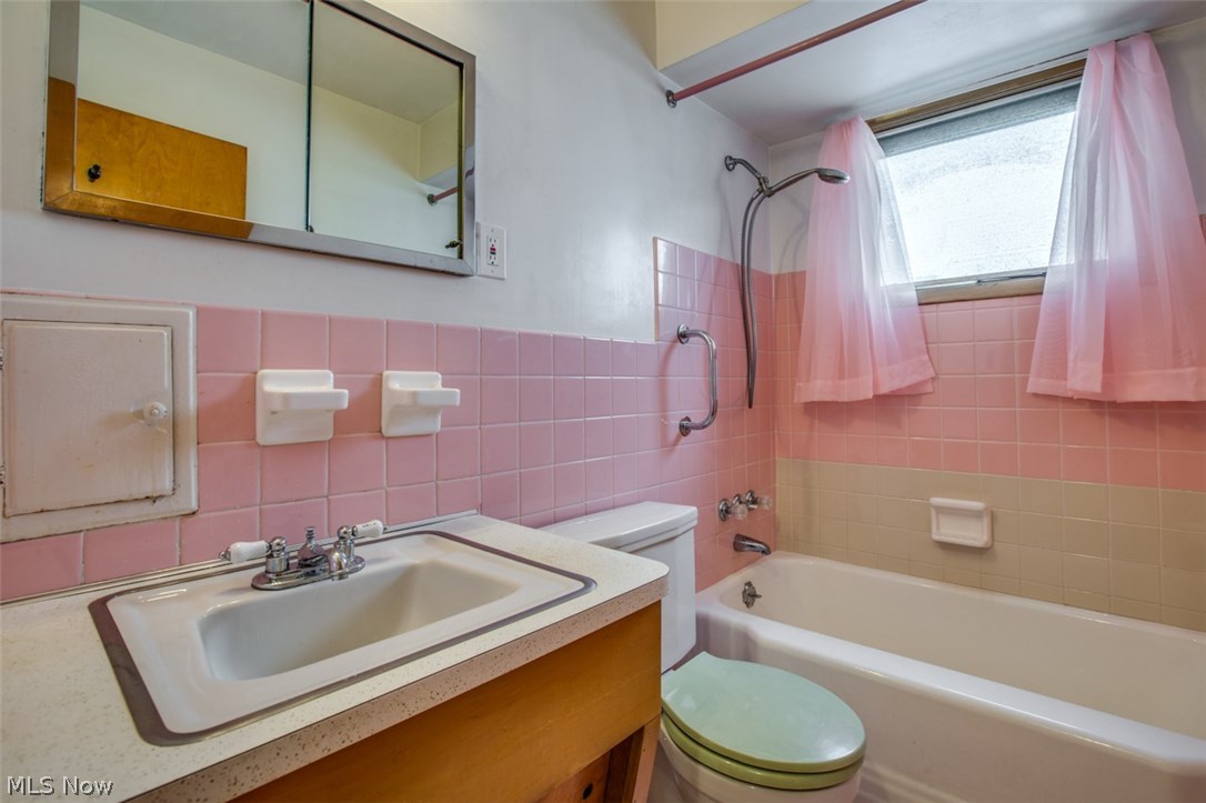 22601 Chardon Road Euclid, OH 44117 - Photo 11 of 21 Gallery Image 11