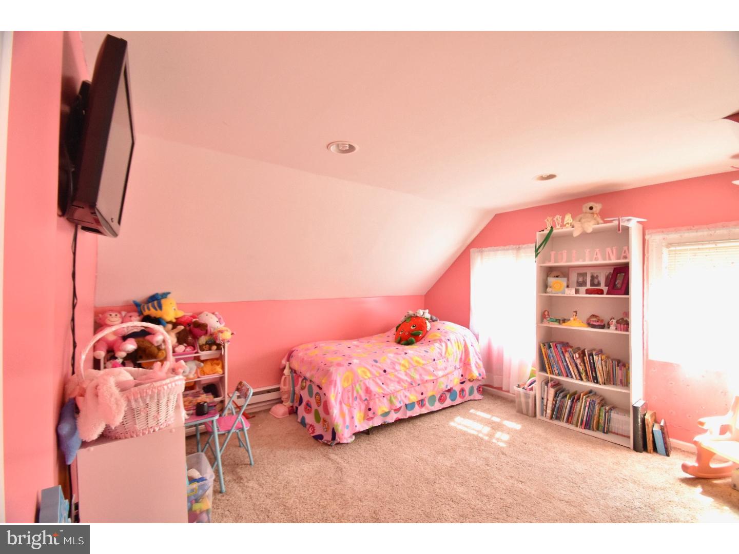 9207 Andover Road Philadelphia, PA 19114 - Photo 11 of 17 Bedroom