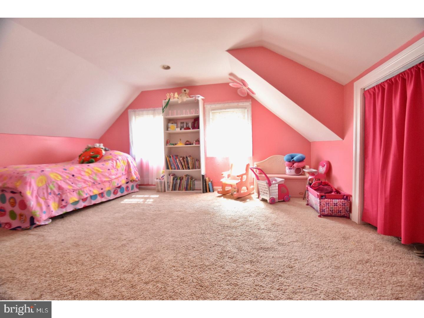 9207 Andover Road Philadelphia, PA 19114 - Photo 12 of 17 Bedroom