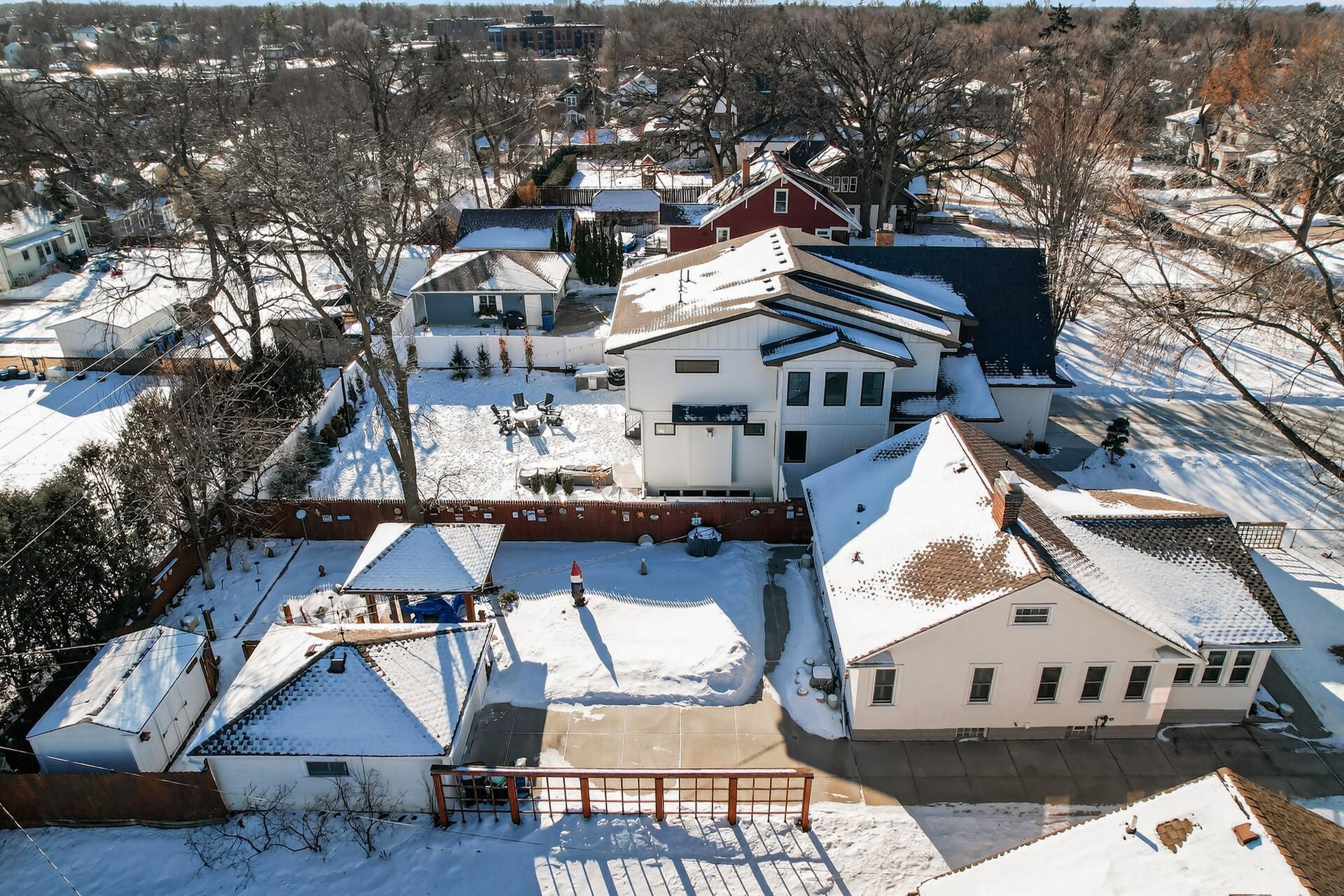 4235 Scott Terrace Edina, MN 55416 - Photo 9 of 11
