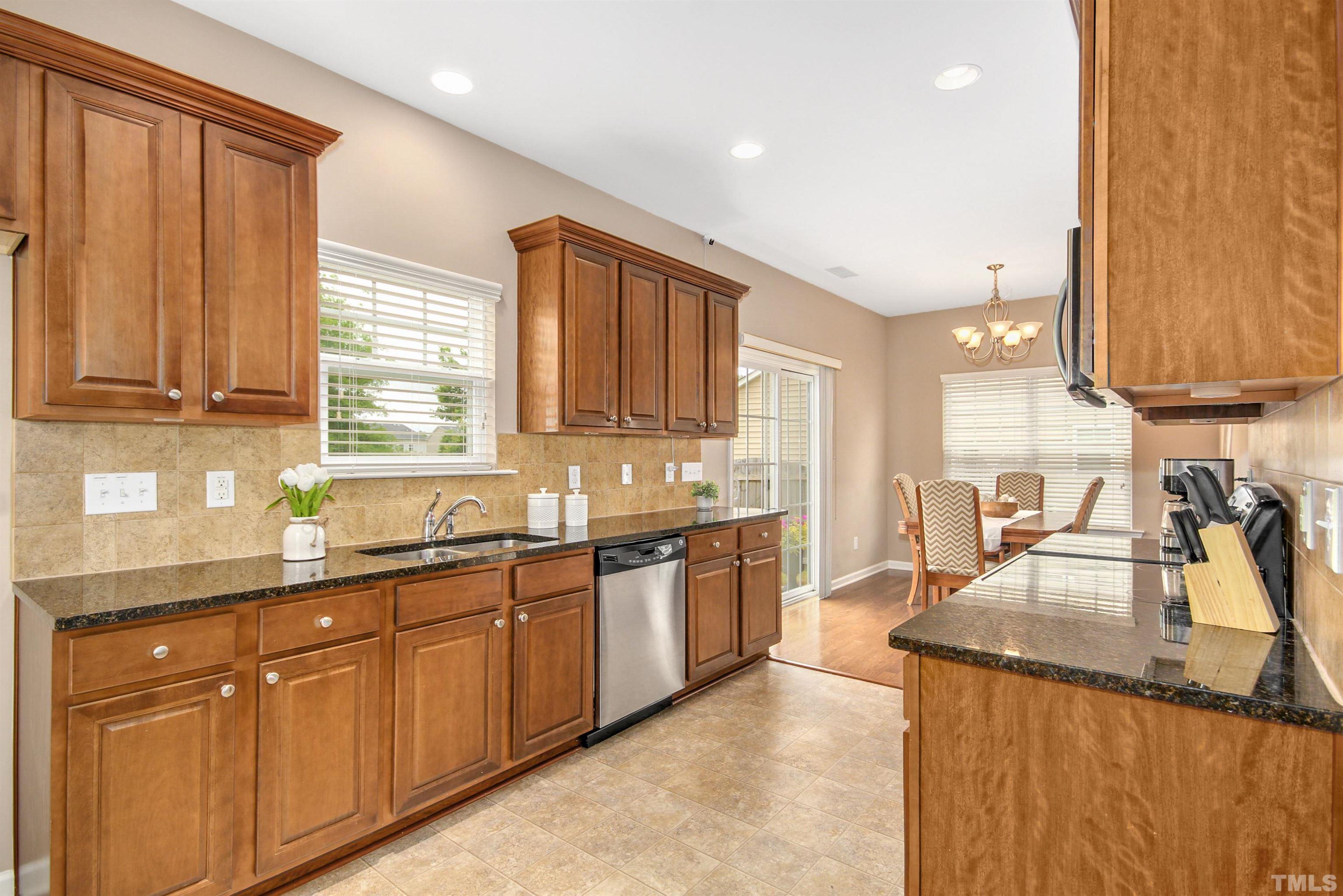 605 Smith Ridge Way Fuquay-Varina, NC 27526 - Photo 6 of 22 Gallery Image 6