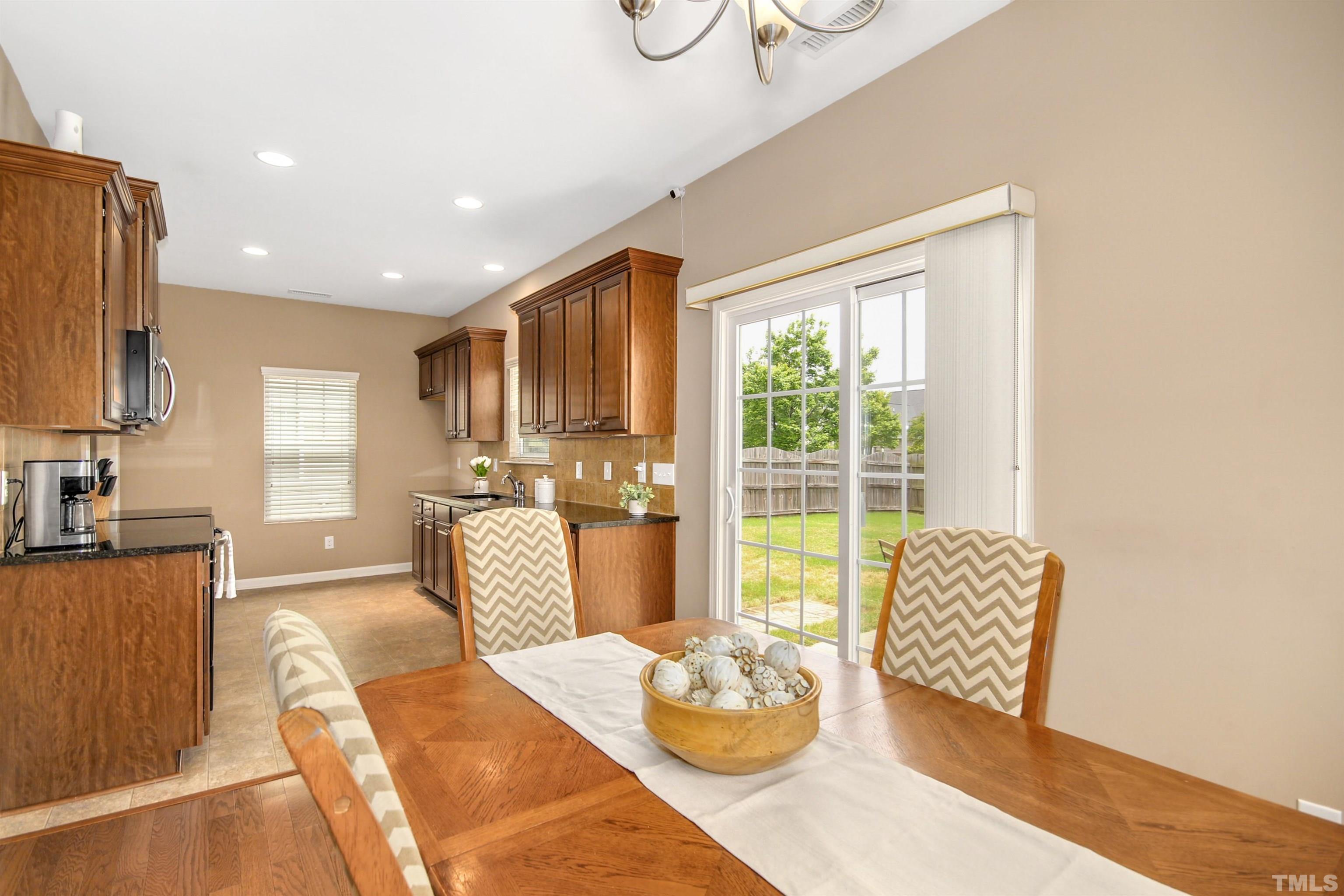 605 Smith Ridge Way Fuquay-Varina, NC 27526 - Photo 7 of 22 Gallery Image 7