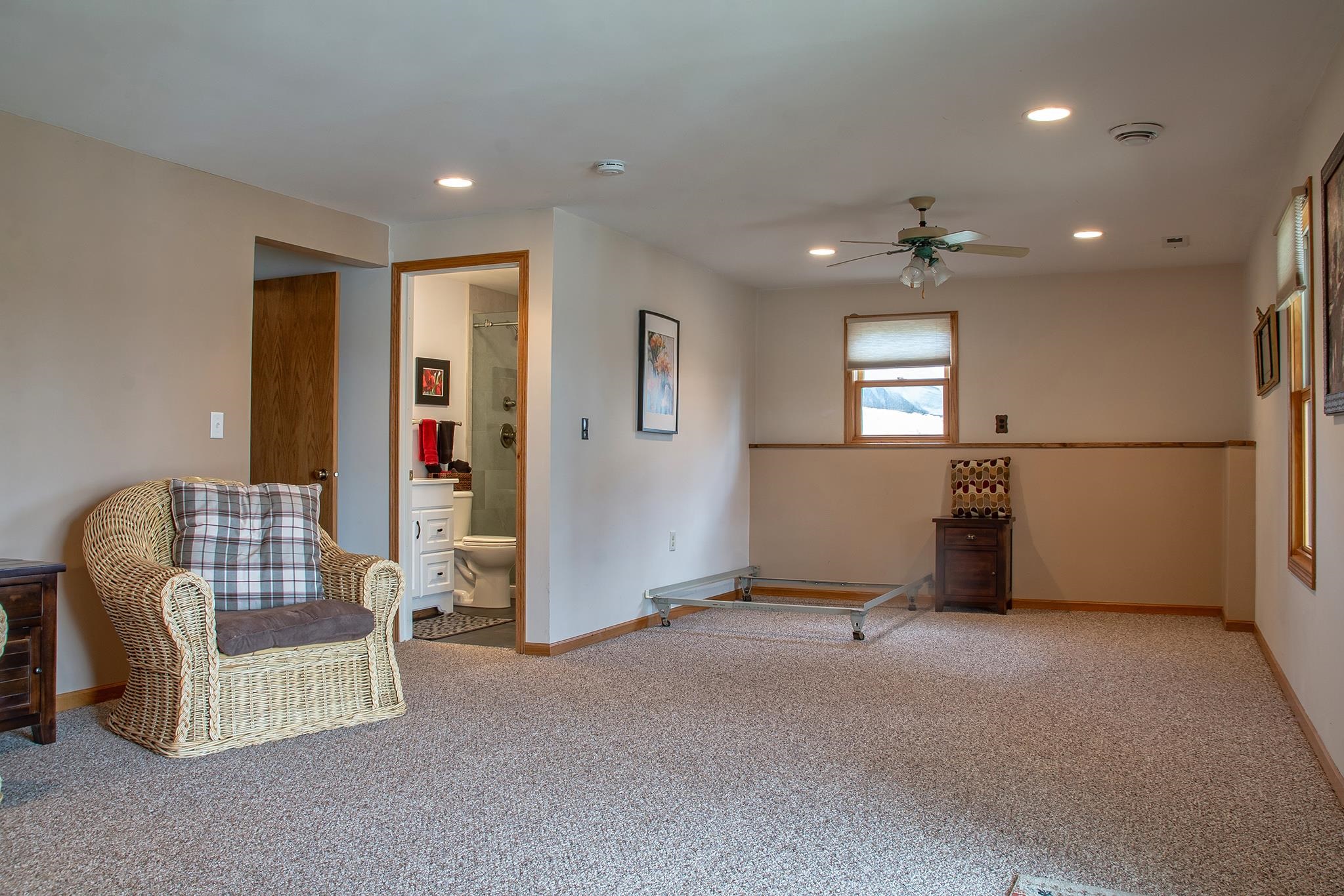 7-a252 Tomahawk Lane Apple River, IL 61001 - Photo 30 of 34 a view of livingroom with furniture and windows