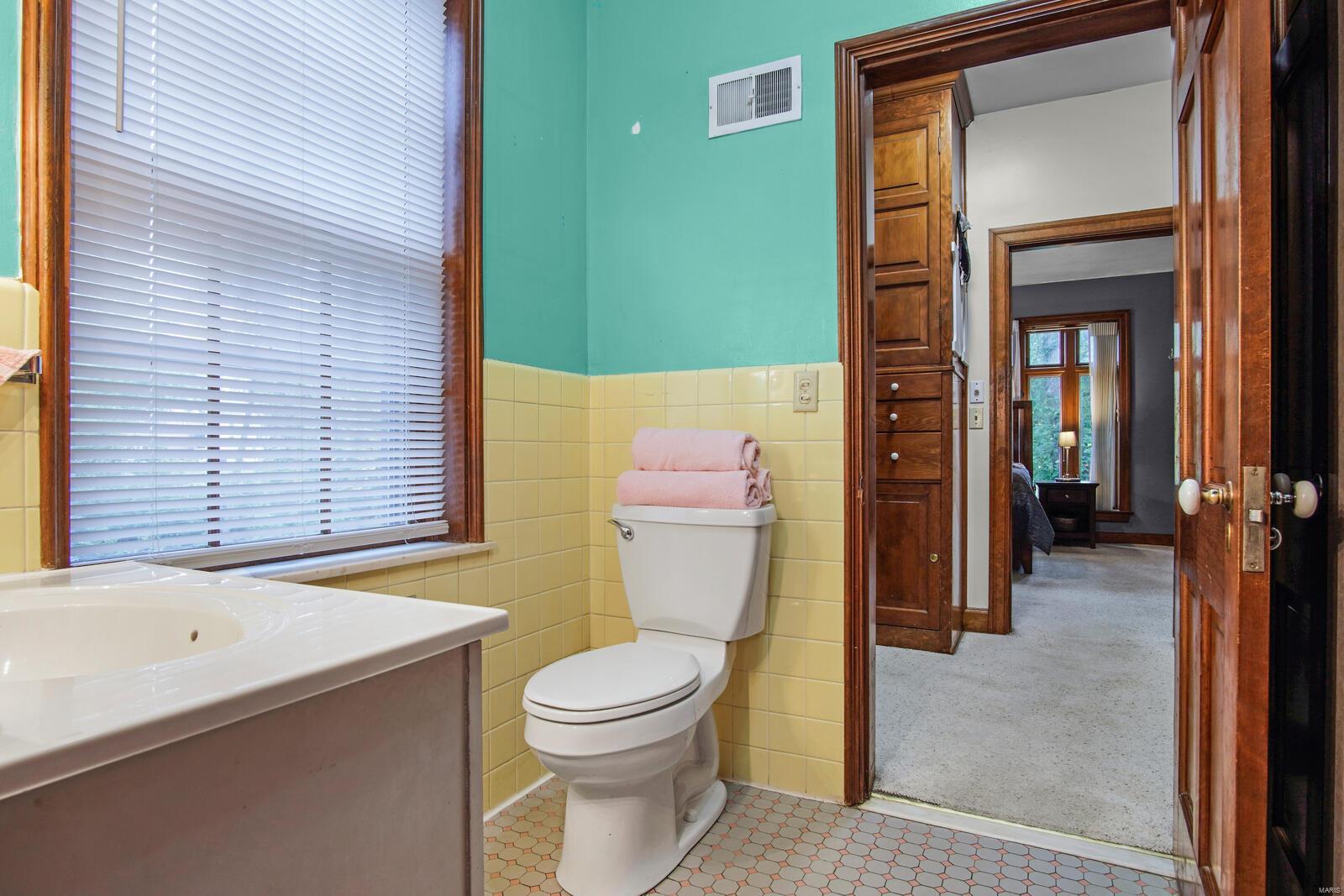 1801 Seminary Street Alton, IL 62002 - Photo 16 of 53 Gallery Image 16