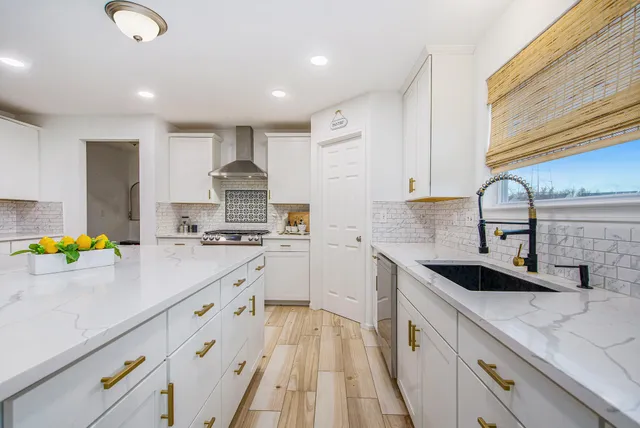 $465,000 | 6649 Maplelawn Drive, Ypsilanti, MI 48197